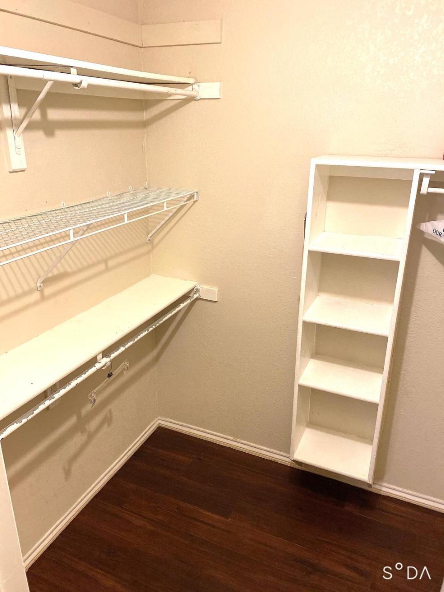 Homestayyy Dallas Bagian luar foto